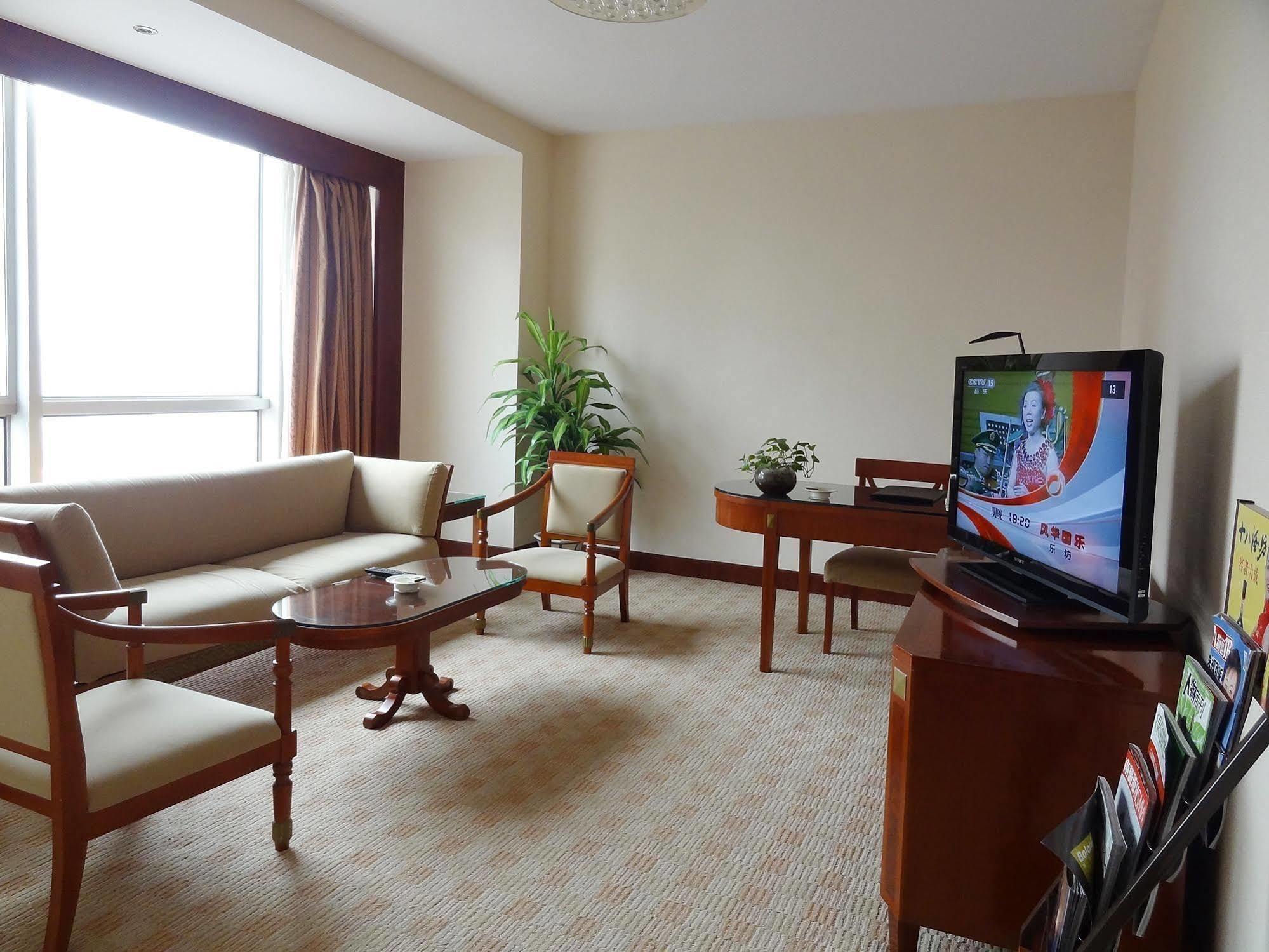 Shijiazhuang Yanshan Hotel エクステリア 写真